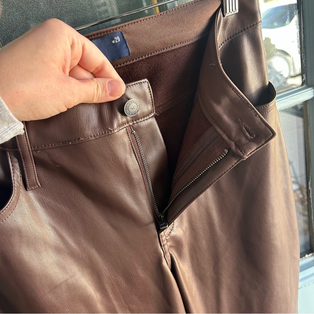 High-Rise Boho 60’s 70’s Flare Leg Vegan Leather Pants Chocolate Brown Hollister - Picture 7 of 10